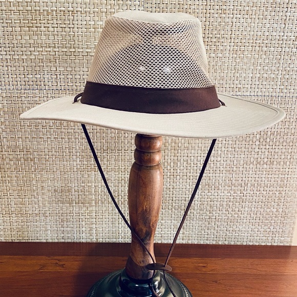 Perforated Wide Brim Explorer Hat 